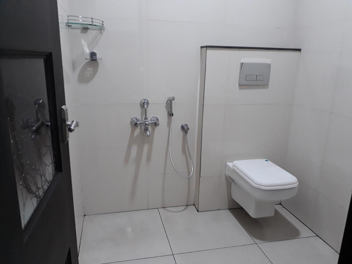 Muziris Manor Residency Hotel Kochi ภายนอก รูปภาพ