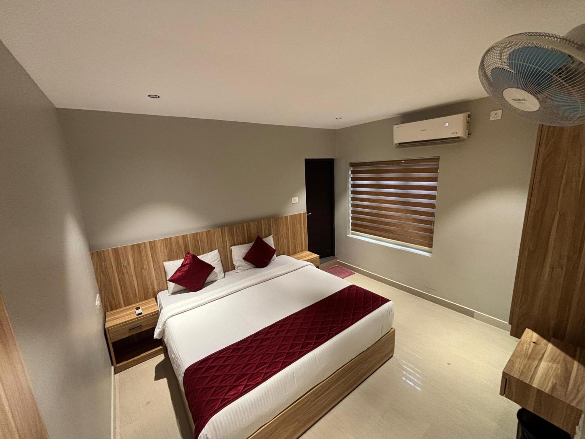 Muziris Manor Residency Hotel Kochi ภายนอก รูปภาพ